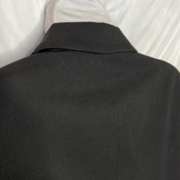 Express Jacket - Picture 8 of 11